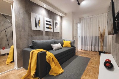Paraná 671 ( 1 dormitorio / Balcón  )
